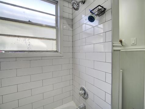 26 East 49th Street Bayonne NJ 07002