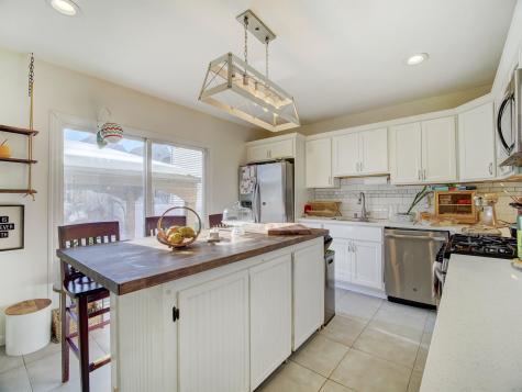 26 East 49th Street Bayonne NJ 07002