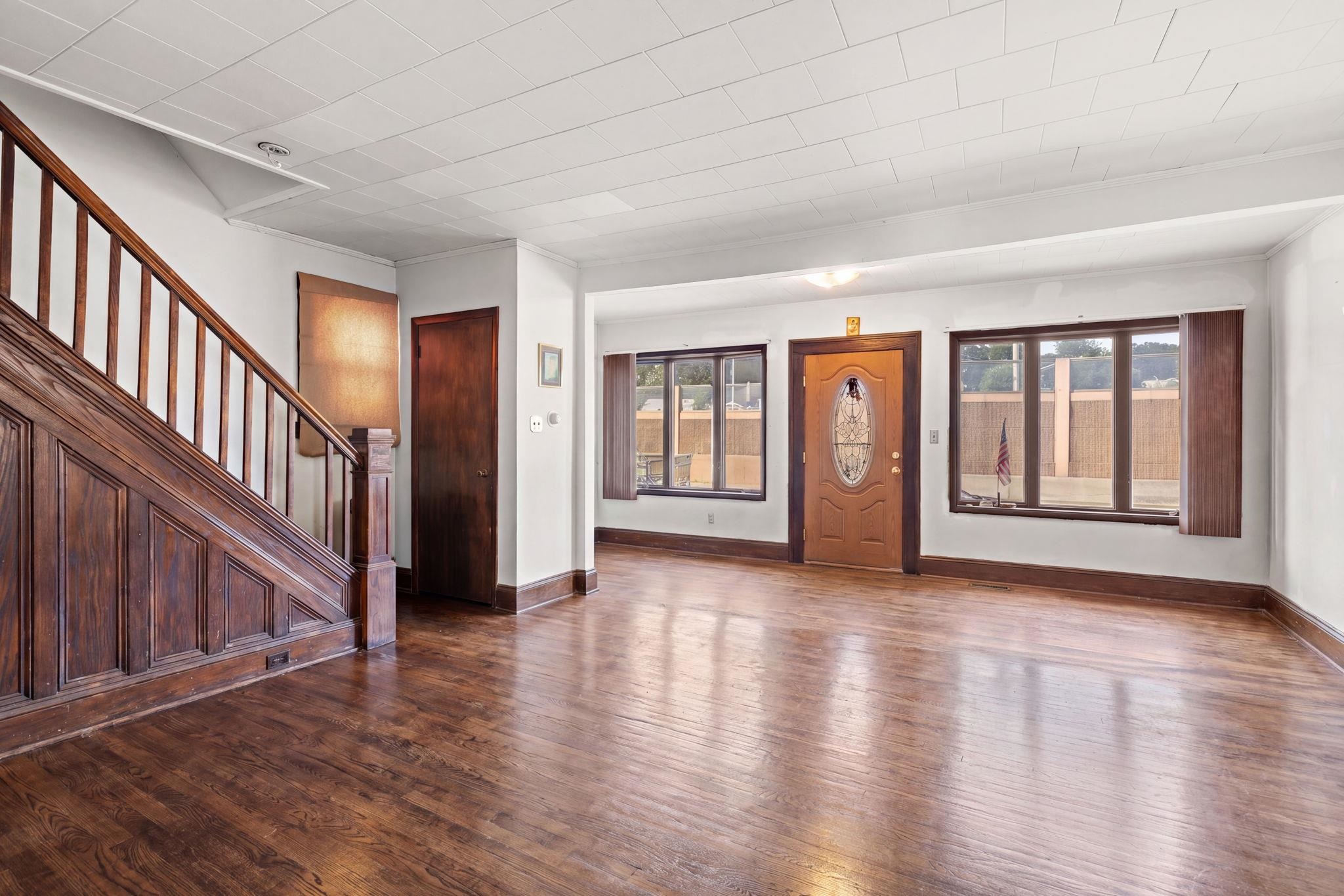 420 Rutherford Avenue Lyndhurst NJ 07071