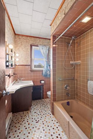 420 Rutherford Avenue Lyndhurst NJ 07071