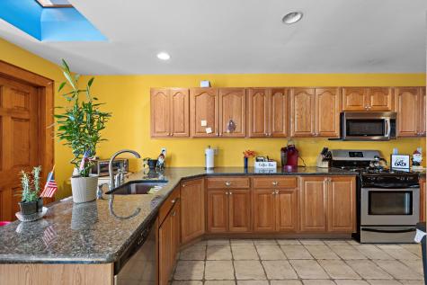 420 Rutherford Avenue Lyndhurst NJ 07071