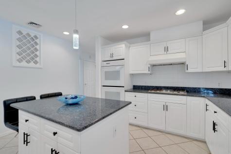 119 Hollywood Avenue Hohokus NJ 07423