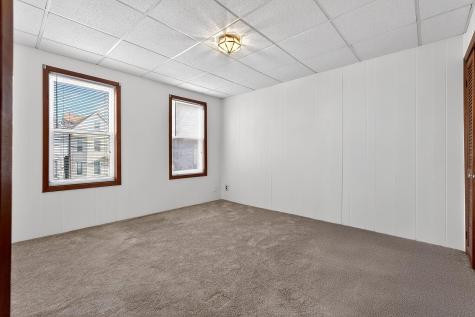 38 West 43rd Street Bayonne NJ 07002