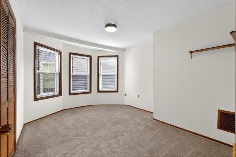38 West 43rd Street Bayonne NJ 07002