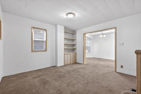 38 West 43rd Street Bayonne NJ 07002