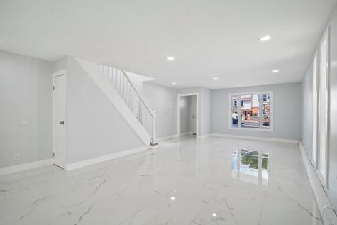 209 71st Street Guttenberg NJ 07093