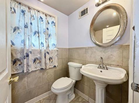 564 Garfield Avenue Jersey City NJ 07305