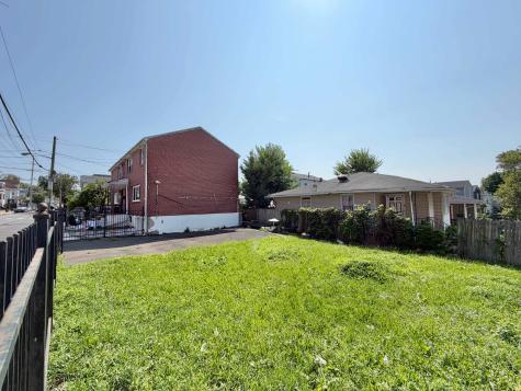 564 Garfield Avenue Jersey City NJ 07305