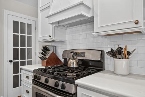 16 Marion Court Bayonne NJ 07002