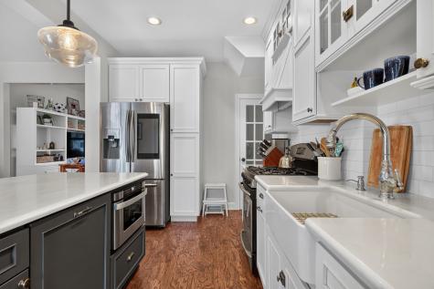 16 Marion Court Bayonne NJ 07002
