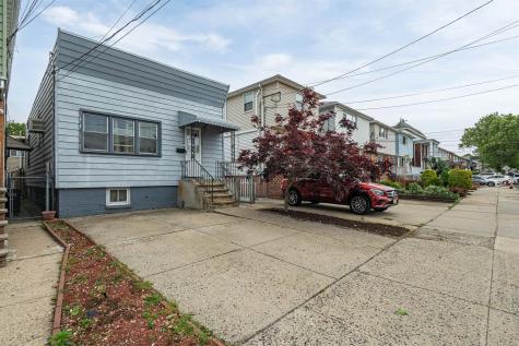 388 Cator Avenue Jersey City NJ 07305