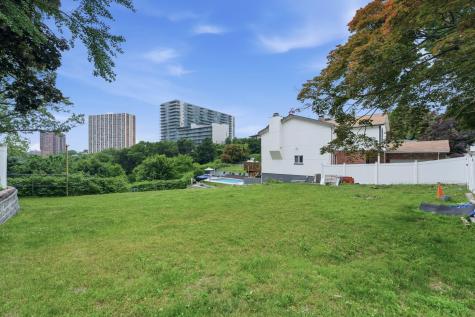 23 Overlook Avenue Cliffside Park NJ 07010