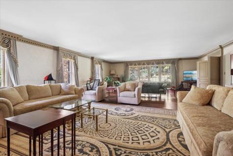 568 Waterloo Road Byram NJ 07874-3464