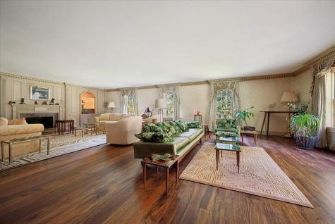 568 Waterloo Road Byram NJ 07874-3464