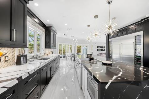 817 Shore Drive Kinnelon Borough NJ 07405