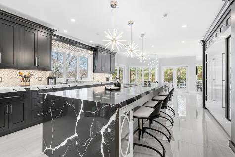 817 Shore Drive Kinnelon Borough NJ 07405