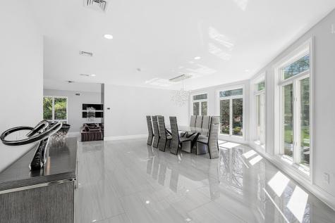 817 Shore Drive Kinnelon Borough NJ 07405