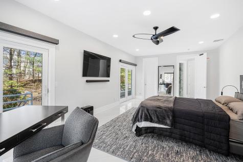 817 Shore Drive Kinnelon Borough NJ 07405