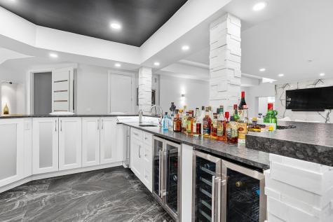 817 Shore Drive Kinnelon Borough NJ 07405