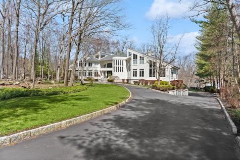 817 Shore Drive Kinnelon Borough NJ 07405