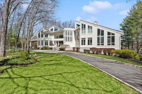 817 Shore Drive Kinnelon Borough NJ 07405
