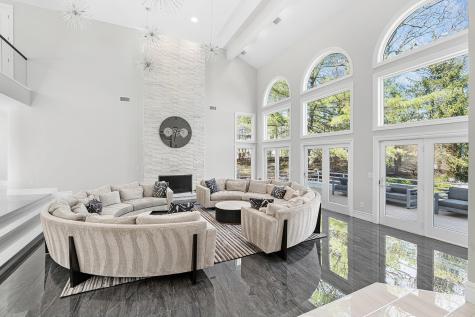 817 Shore Drive Kinnelon Borough NJ 07405