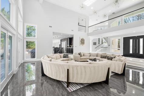 817 Shore Drive Kinnelon Borough NJ 07405