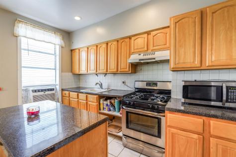 6709 Bergenwood Avenue North Bergen NJ 07047