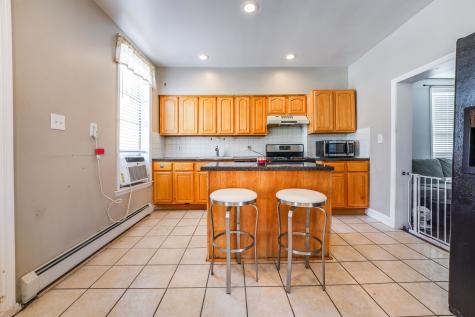 6709 Bergenwood Avenue North Bergen NJ 07047