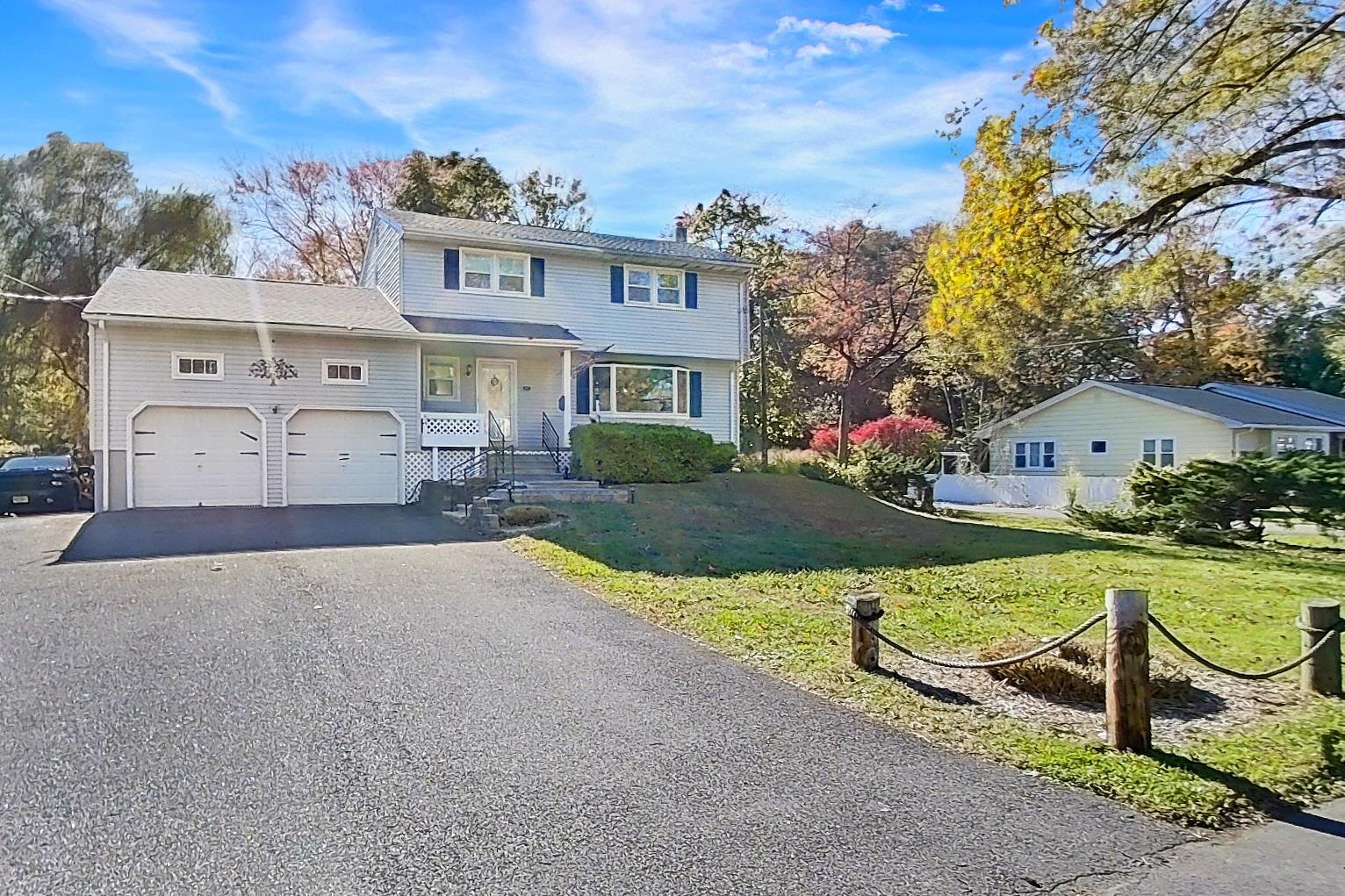 54 Mapledale Avenue Roxbury Township NJ 07876-1647