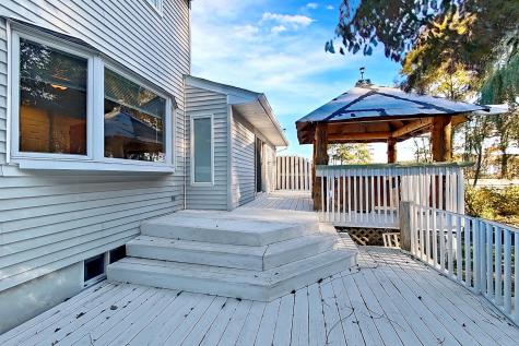 54 Mapledale Avenue Roxbury Township NJ 07876-1647