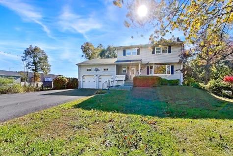54 Mapledale Avenue Roxbury Township NJ 07876-1647