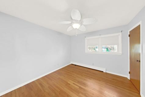 54 Mapledale Avenue Roxbury Township NJ 07876-1647