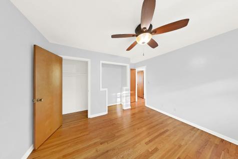 54 Mapledale Avenue Roxbury Township NJ 07876-1647