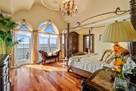 32 Benmore Terrace Bayonne NJ 07002