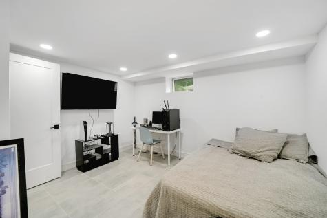 1618 80th Street North Bergen NJ 07047