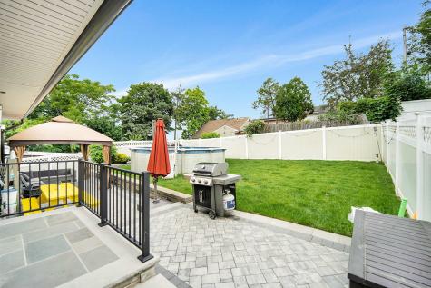 1618 80th Street North Bergen NJ 07047