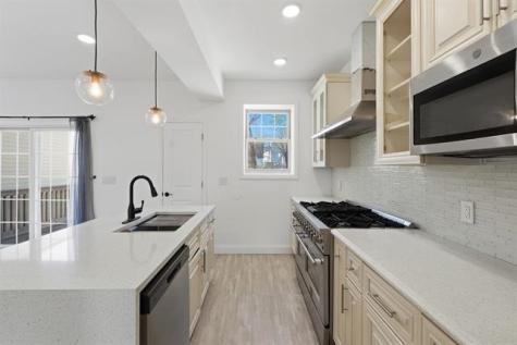 1525 38th Street North Bergen NJ 07047