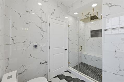 1525 38th Street North Bergen NJ 07047