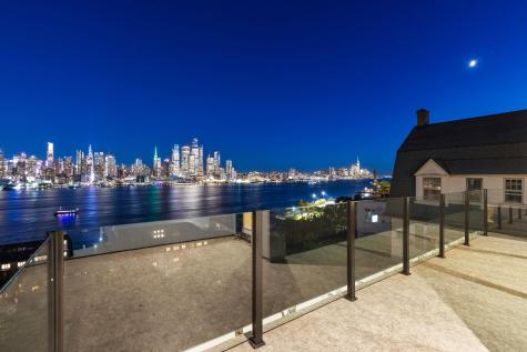 58 King Avenue Weehawken NJ 07086