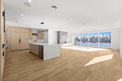 58 King Avenue Weehawken NJ 07086
