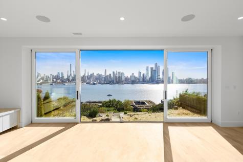 58 King Avenue Weehawken NJ 07086