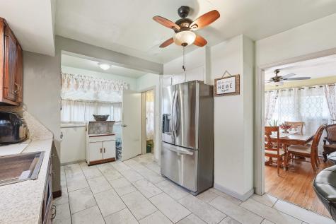 52 Harcourt Avenue Bergenfield NJ 07621