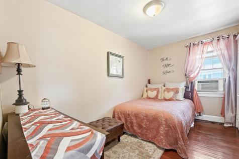 52 Harcourt Avenue Bergenfield NJ 07621