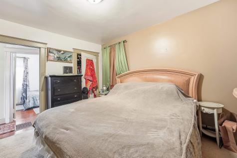 52 Harcourt Avenue Bergenfield NJ 07621