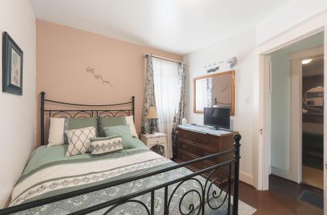 52 Harcourt Avenue Bergenfield NJ 07621