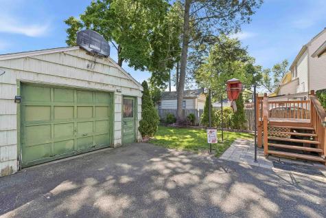 52 Harcourt Avenue Bergenfield NJ 07621