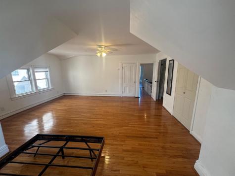 68 Danforth Avenue Jersey City NJ 07304