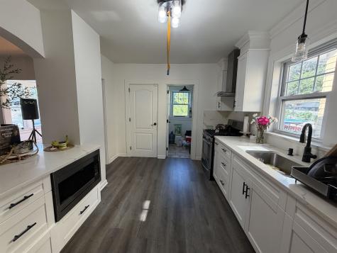 296E 6th Street Clifton NJ 07011