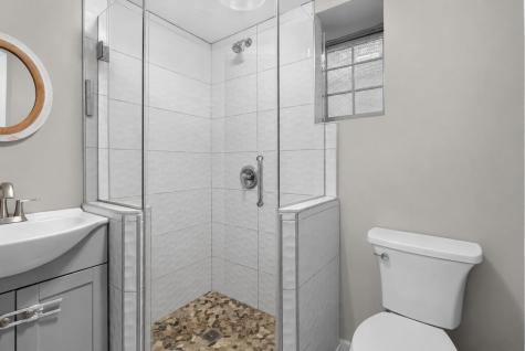 341 73rd Street North Bergen NJ 07047